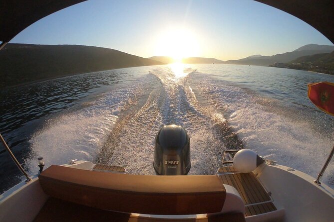 3 Hour Speed Boat Tour to Blue Cave with WiFi and Drinks - Why the Blue Cave is the main event