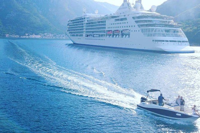 4h Private Tour: Explore Kotor bay & enjoy in Blue Cave and Beach - Our Lady of the Rocks and the story of Perast