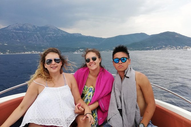 4h Private Tour: Explore Kotor bay & enjoy in Blue Cave and Beach - Swimming at the Blue Cave