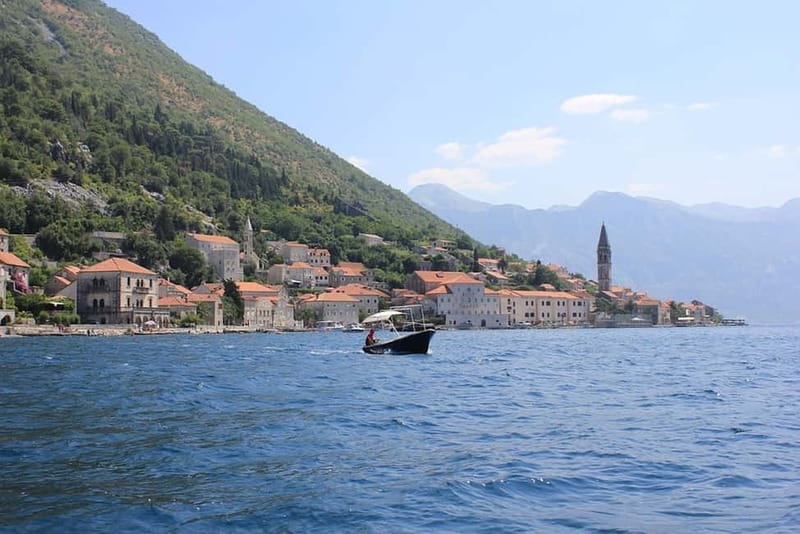 Bay of Kotor: 2-Hour Stand Up Paddle Board Tour - Key points to know before booking