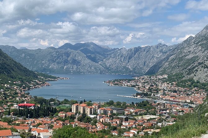 Best from our coast (Kotor bay, Budva, Sv Stefan, Skadar lake) - Sveti Stefan, a ten-minute postcard stop