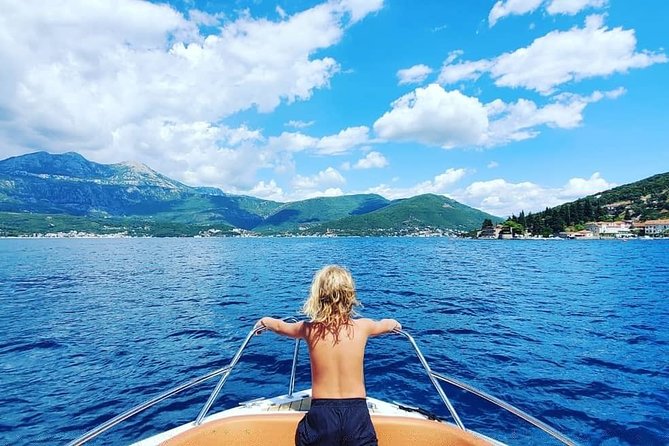 Blue Cave Adventure - A fast boat day with more variety than the name suggests
