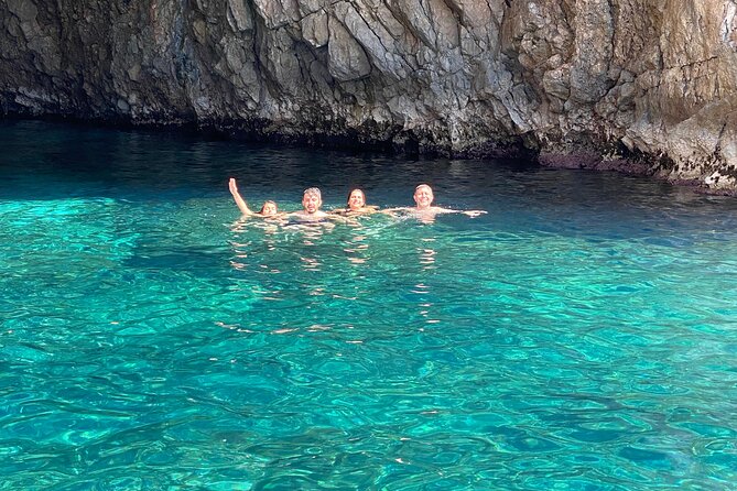Blue Cave and Our Lady of The Rocks Private Boat Tour up to 6 pax - Thirty minutes in the Blue Cave