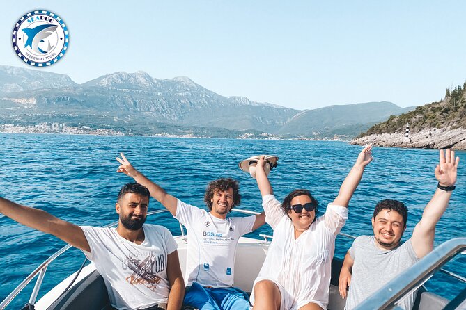 Blue cave, Mamula island, Submarine tunnels and Our lady of the Rocks (3h) - What the crew adds to the ride