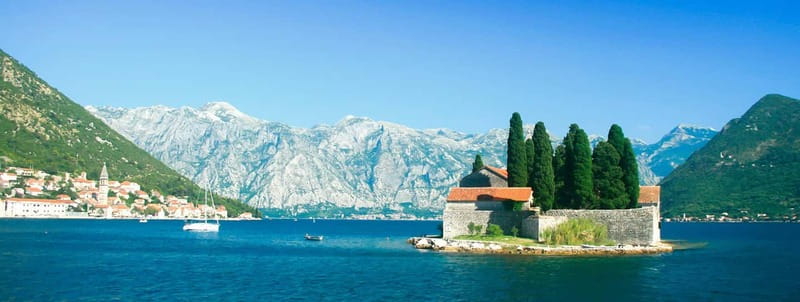 Bokokotor Bay, Blue Cave and panorama of Mamula - The Blue Cave is the main reward