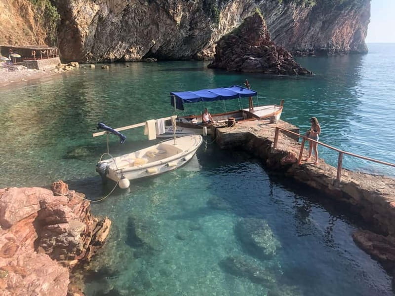 Budva: Hidden paradise tour with snorkeling and lunch - Sanja and the guide experience
