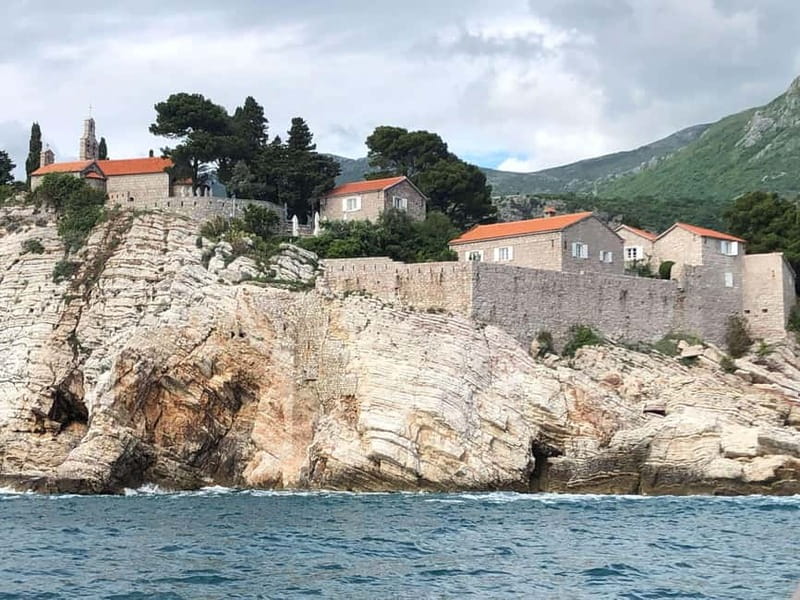 Budva: Hidden paradise tour with snorkeling and lunch - Who will enjoy this outing most?