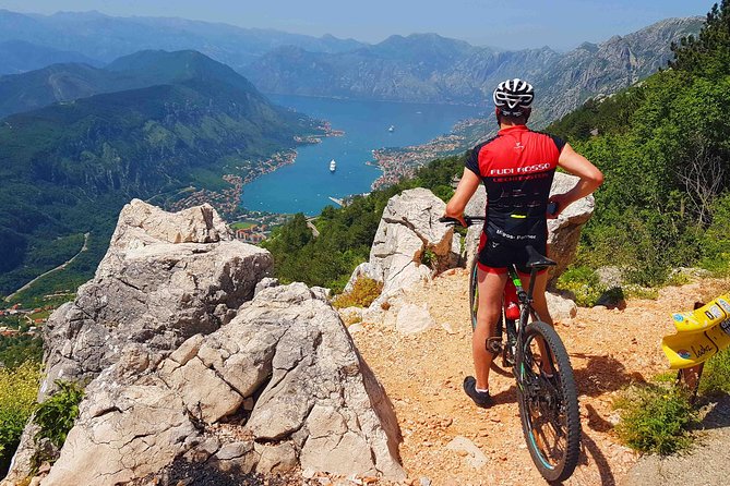 Cable car + Electric MTB from Njegos Mausoleum to Kotor bay - Riding an electric MTB above Kotor Bay