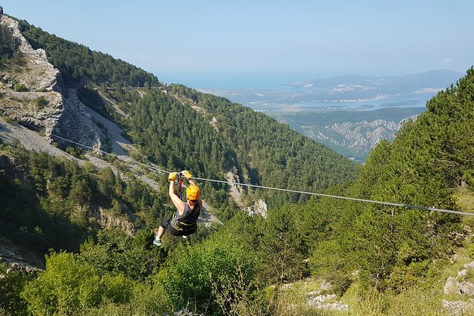 Cable car + Electric MTB from Njegos Mausoleum to Kotor bay - Njeguši and the optional €15 zip line
