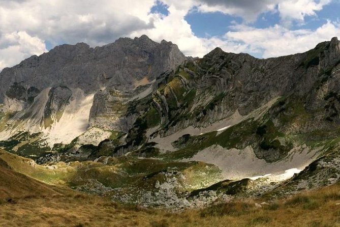 Durmitor Ring Tour - Crno Lake is the best place to slow down