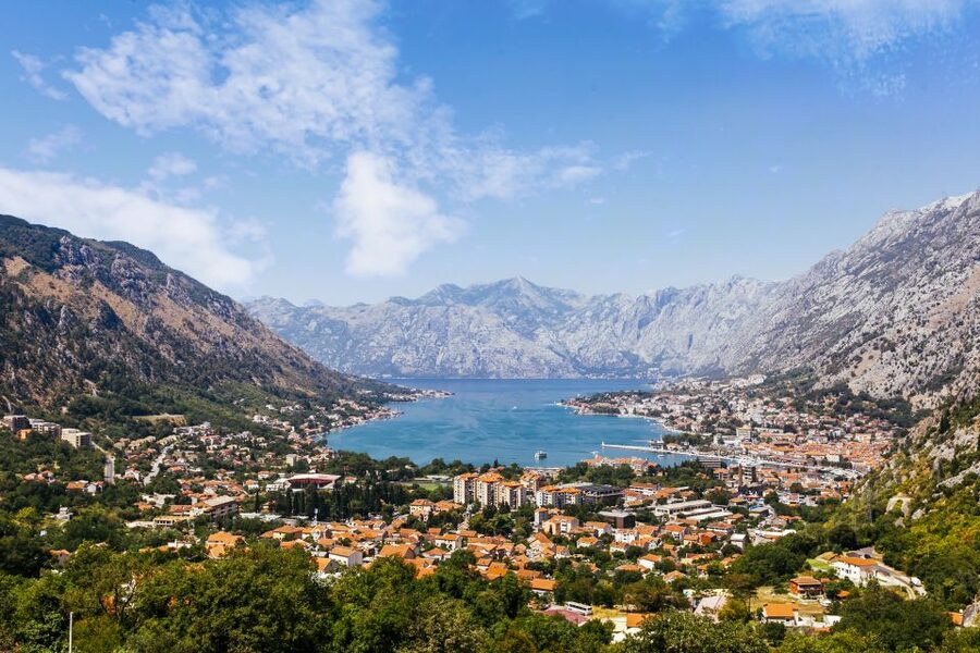 From Dubrovnik: Full-Day Group Tour of Montenegro Coast - Why the Montenegro coast makes a good day trip from Dubrovnik