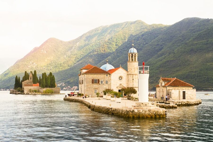From Dubrovnik: Montenegro Day Trip - Perast, a short and beautiful first stop