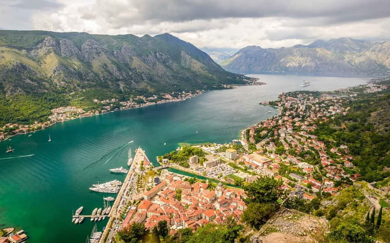 From Dubrovnik: Montenegro Day Trip with Boat Cruise - The early pickup from Dubrovnik