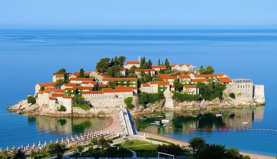 From Shkodra: Budva & Sveti Stefan (Montenegro) Day trip - What this Shkodra to Montenegro trip is really like