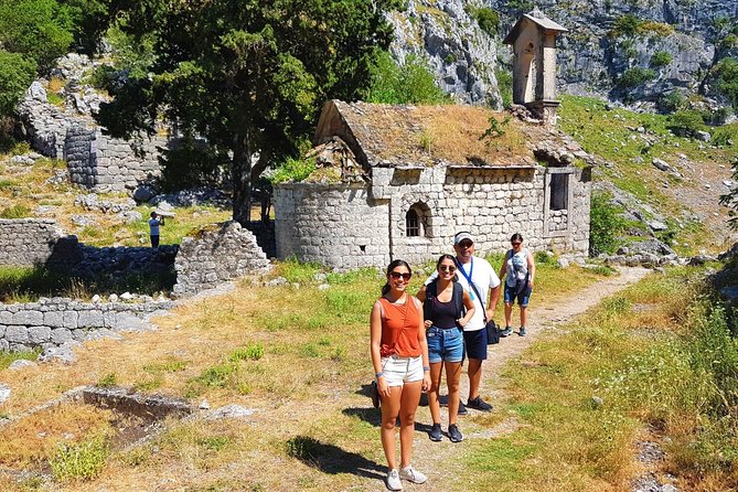 Hiking downhill from Krstac to Kotor, visit San Giovanni fortress - What the private format adds