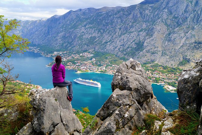 Hiking Vrmac peninsula with panoramic view on Kotor bay - Key points at a glance