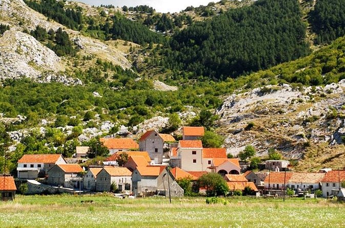 Jeep tour in National park Lovcen - Entering Lovcen National Park at Ivanova Korita