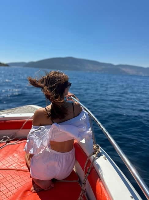 Kotor: Blue Cave and Gulf tour by speedboat - Who will enjoy this speedboat trip?