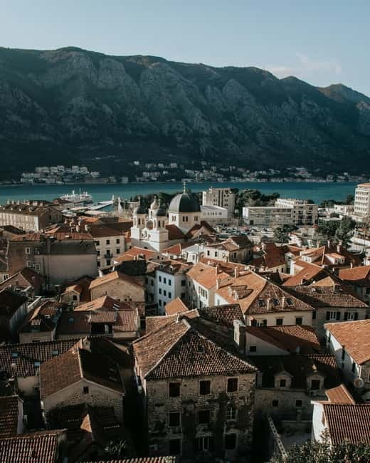 Kotor: Budva and Sveti Stefan Guided Shore Excursion - Meeting your guide at Kotor port