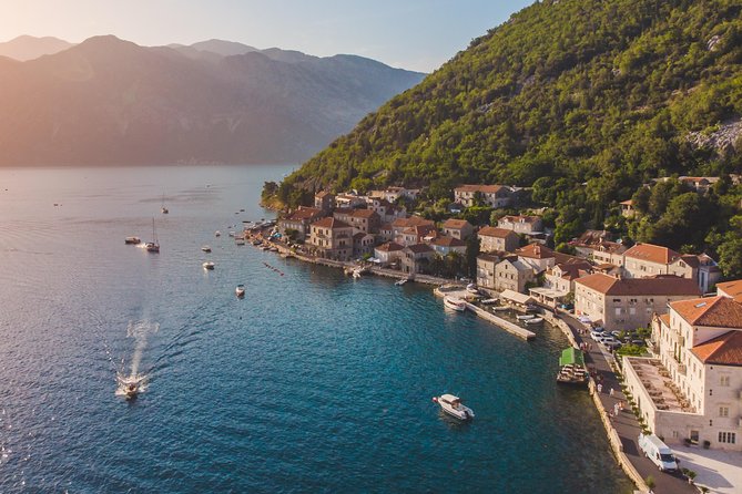 Kotor Fast-Track: Perast Old Town & Our Lady of the Rocks - Meeting at Slobode 1 without unnecessary stress