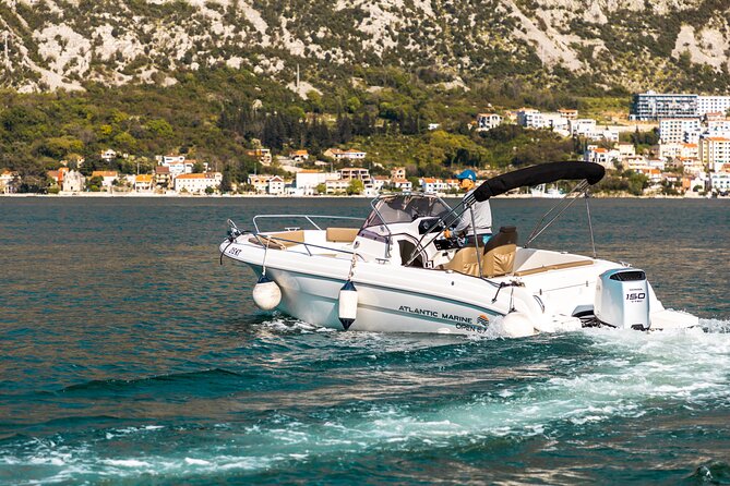 Kotor Fast-Track: Perast Old Town & Our Lady of the Rocks - Weather, clothing, and comfort on the water