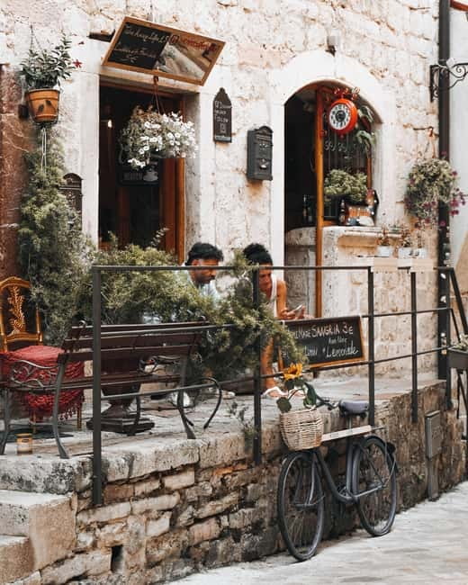 Kotor: Old Town Private Walking Tour - Saint Tryphon’s Cathedral, Kotor’s major landmark
