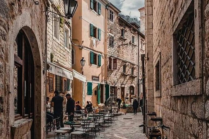 Kotor Old Town Small-Group Walking Tour - Flour Square and the old palaces