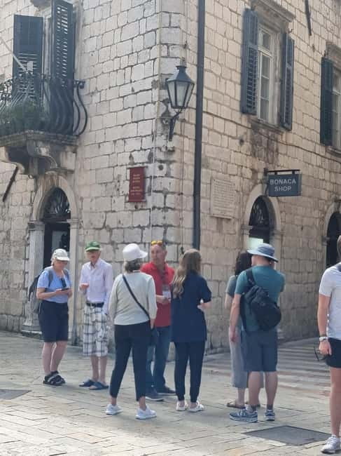 Kotor Old Town Small-Group Walking Tour - What the guides add