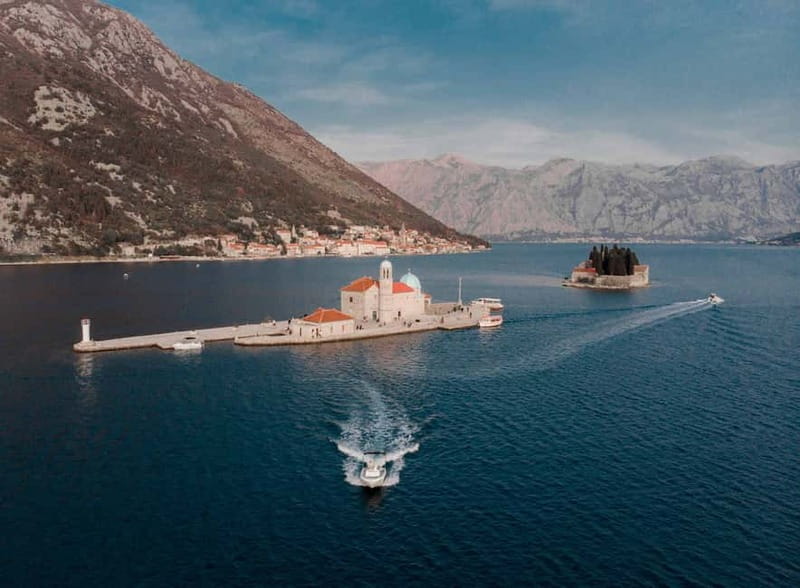 Kotor: Our Lady of the Rock and Perast Speedboat Tour - Finding the boat at Park Slobode