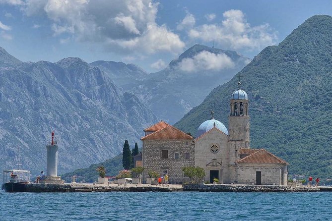 Kotor-Perast-Budva-Kotor private tour with English speaking driver - Comfort and group size