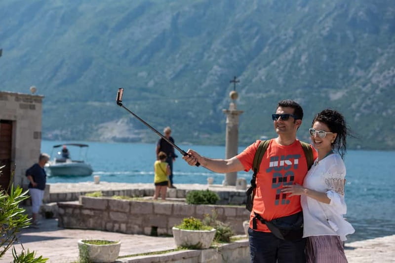 Kotor & Perast: Guided Day Trip From Dubrovnik - Language, group size, and guide quality