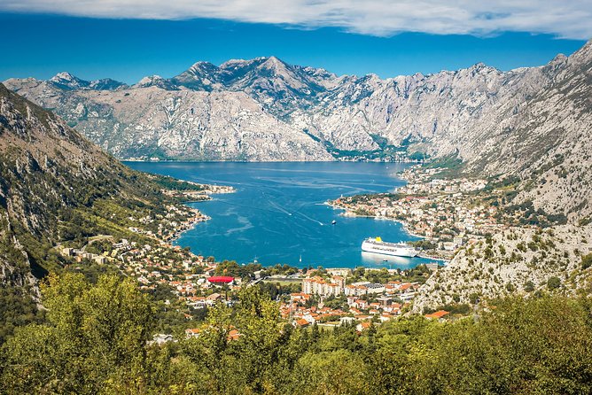 Kotor Red Semi-Submarine Tour: Underwater Cabin Family Adventure - Is $28.47 a fair price?