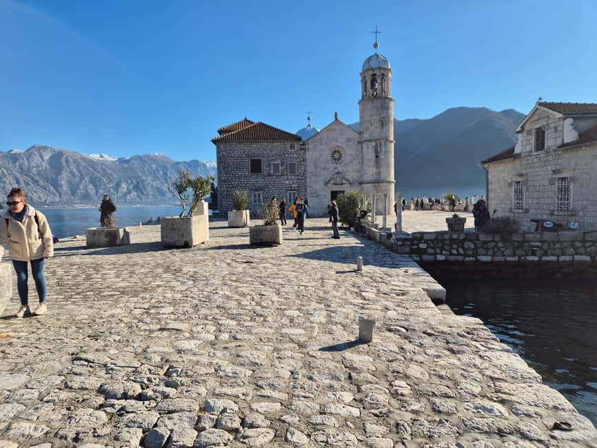 Kotor: Speedboat Tour to Perast and Our Lady of the Rocks - Small boat advantages and limits