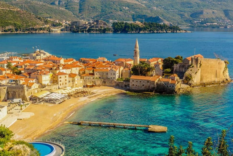 Montenegro from Albania: A Day Tour full of discoveries - Leaving Tirana for Shkodra
