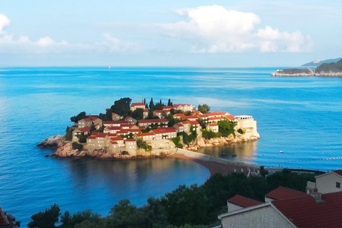 Montenegro Highlights Tour & Lake Cruise - The serpentine road above Kotor Bay