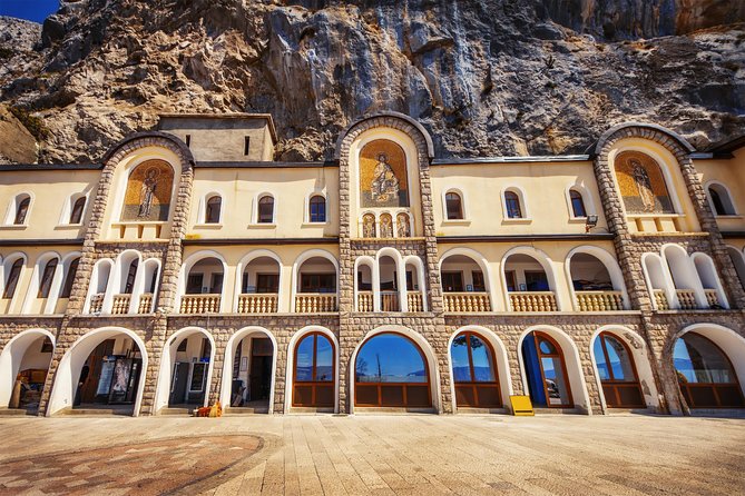 Ostrog monastery and Niagara waterfalls - Timing, weather, and cancellation details