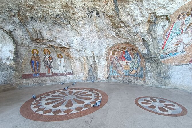 Ostrog Monastery tour - Coffee at Sokolinny restaurant