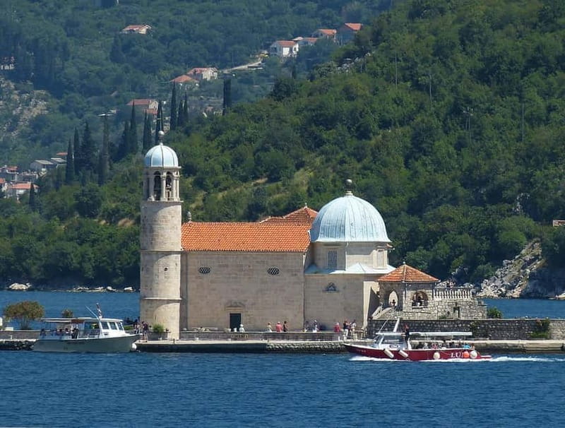 Perast Kotor Bay: boat ride to Our lady of the Rocks & back - Our Lady of the Rocks and the Madonna legend