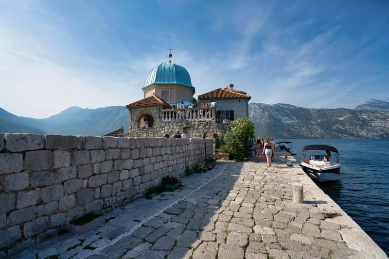 Perast Kotor Bay: boat ride to Our lady of the Rocks & back - The return to Perast and the real time commitment