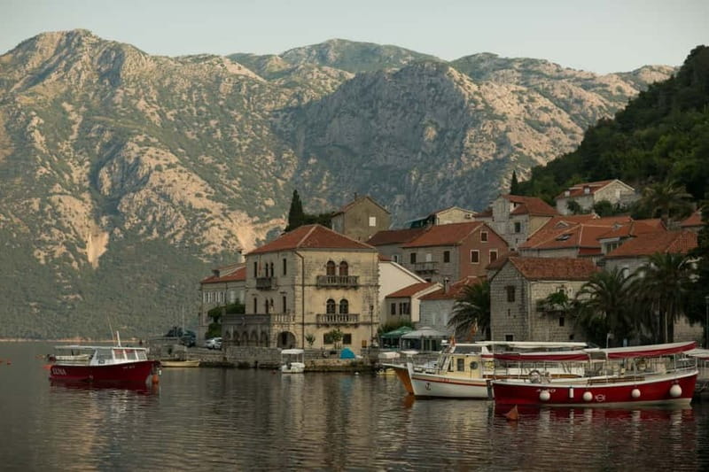Perast Kotor Bay: boat ride to Our lady of the Rocks & back - Parking, timing, and practical planning