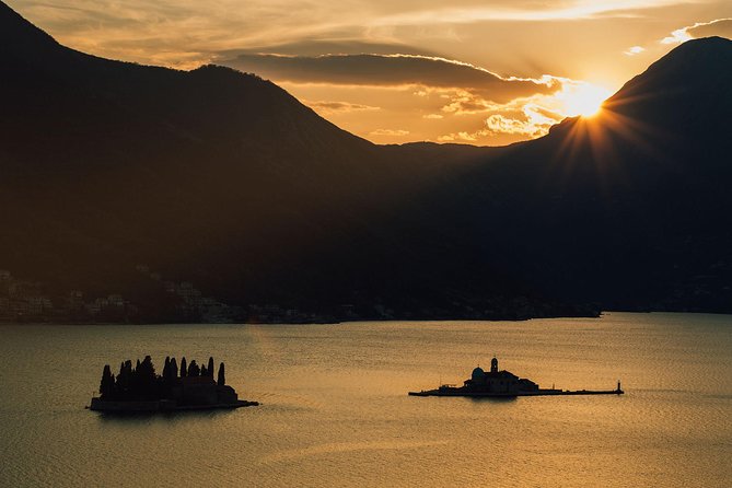 Perast & Our Lady of the Rocks 1,5 hours private tour - Boat comforts and what to bring