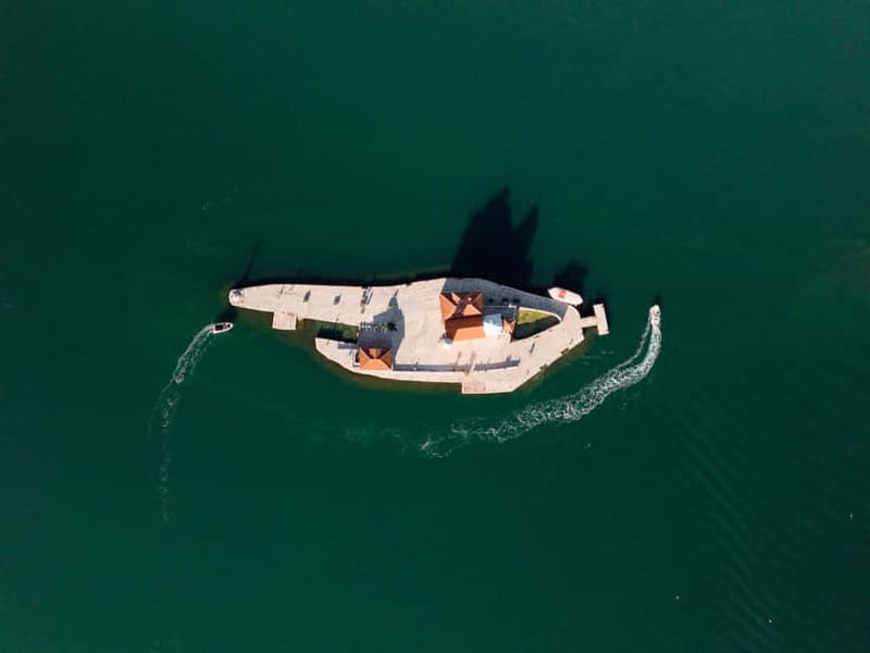 Private 2-hour Our Lady of the Rock & Perast by speedboat - Thirty minutes across the Bay of Kotor