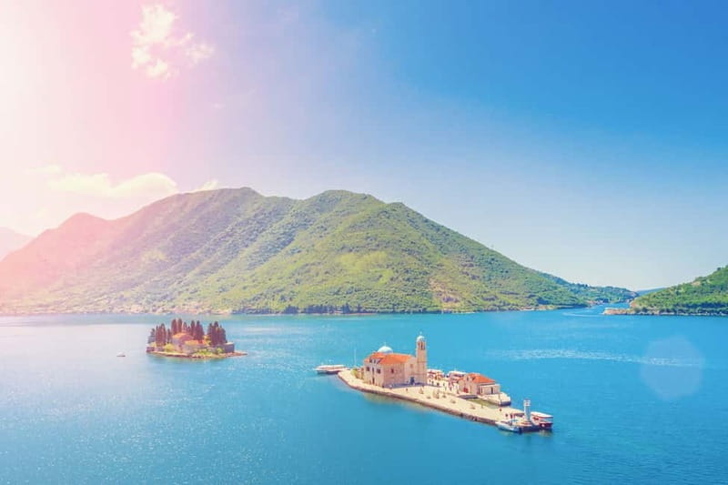Private 4H Kotor & Perast Tour by Car - The short drive to Perast