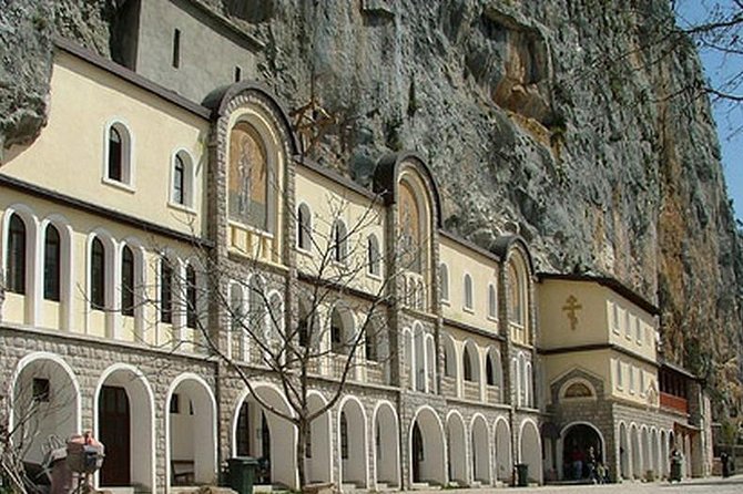 Private Half-Day Ostrog Monastery tour - The road upward, with bends, mist, and mountain views