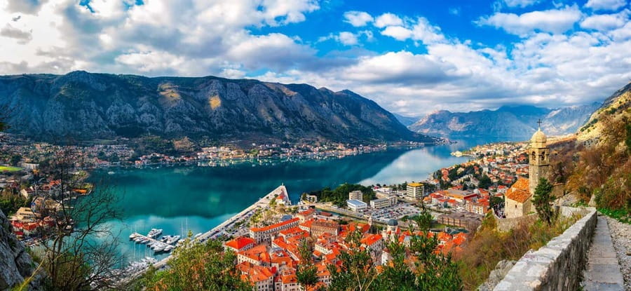 Private Montenegro Tour & Boat Ride – Costumizable Adventure - Leaving Dubrovnik for Verige