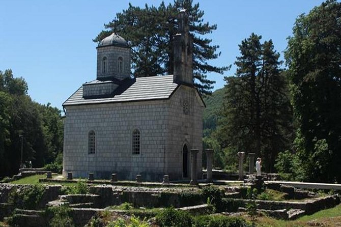 Private tour: Best of Montenegro day tour - Brajici and the Budva Riviera from above