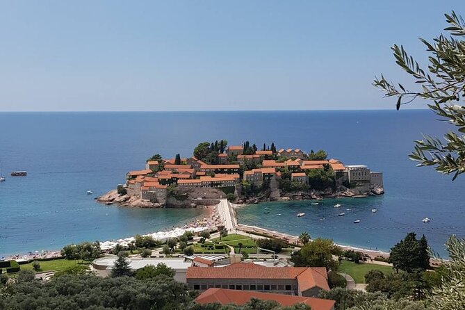Private Transfer from Budva to Podgorica Airport and city - A straightforward ride from Budva to Podgorica