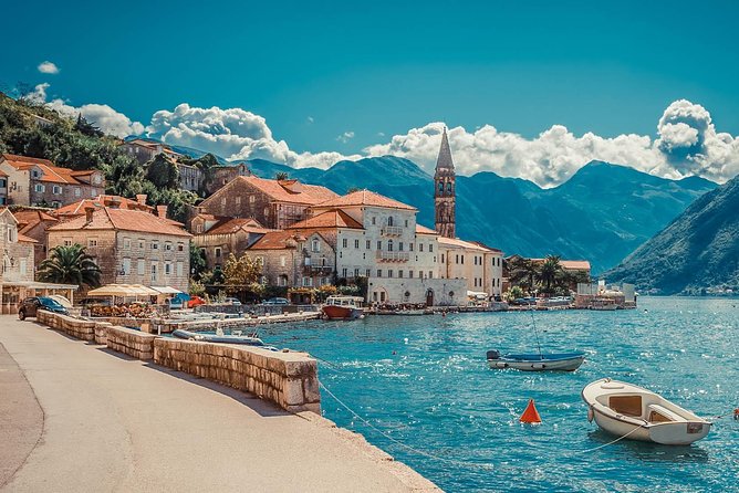 Private Transfer from Kotor or Perast to Dubrovnik airport - What the private vehicle and driver add