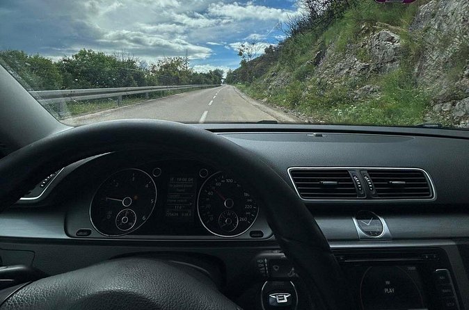 Private Transfer from Kotor to Dubrovnik airport - Communication is one of the strongest features