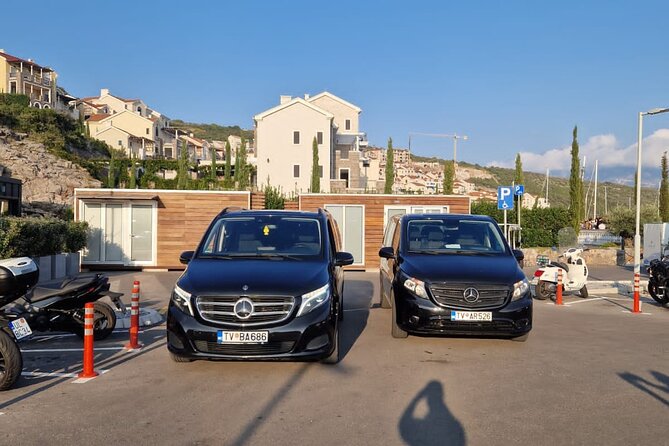 Private transfer from Tivat to Dubrovnik airport - Driver service and comfort on the road